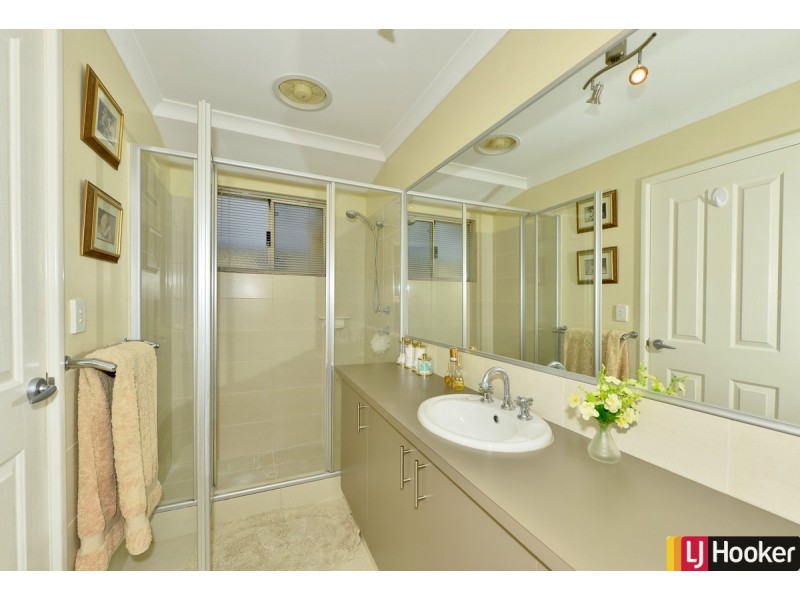 226 Peelwood Parade, Halls Head WA 6210