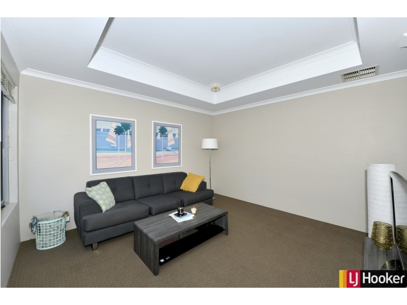 23 Karri Karri Pass, Lakelands WA 6180