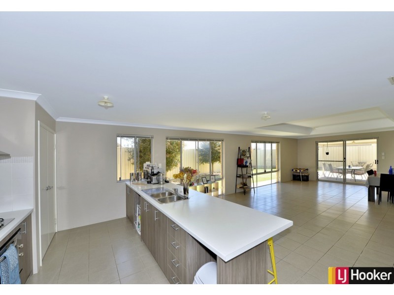 23 Karri Karri Pass, Lakelands WA 6180