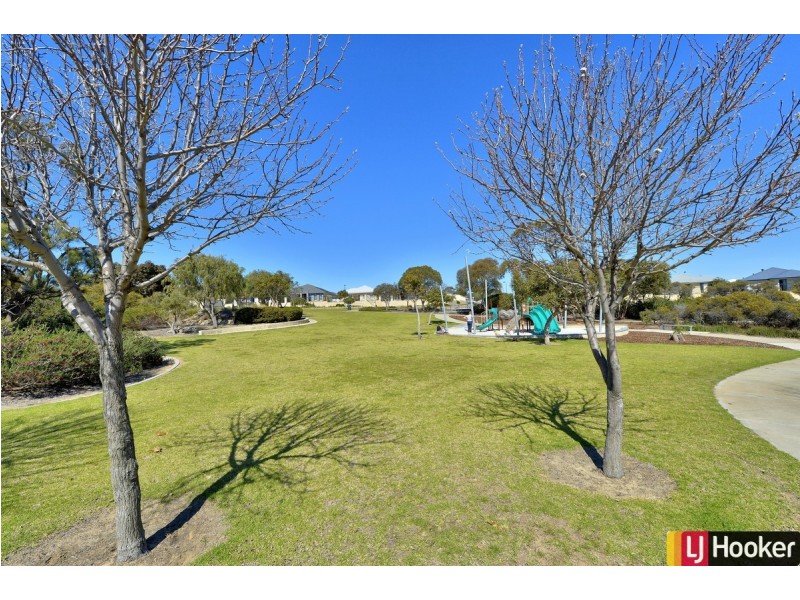 23 Karri Karri Pass, Lakelands WA 6180