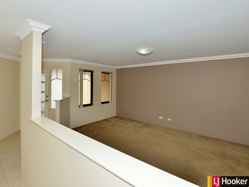 19 Lutea Road, Halls Head WA 6210