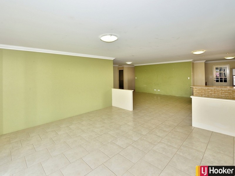 19 Lutea Road, Halls Head WA 6210