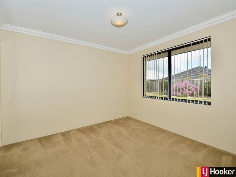19 Lutea Road, Halls Head WA 6210