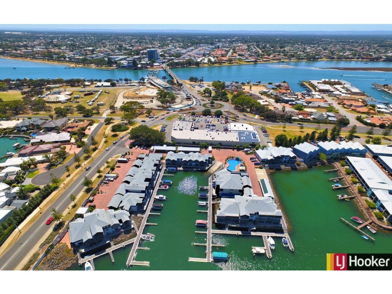 42/206 Mary Street, Halls Head WA 6210
