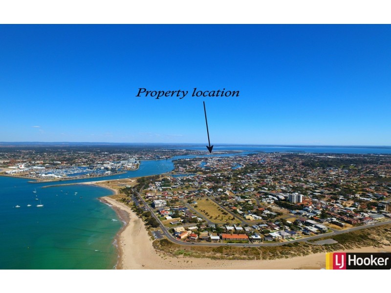 42/206 Mary Street, Halls Head WA 6210