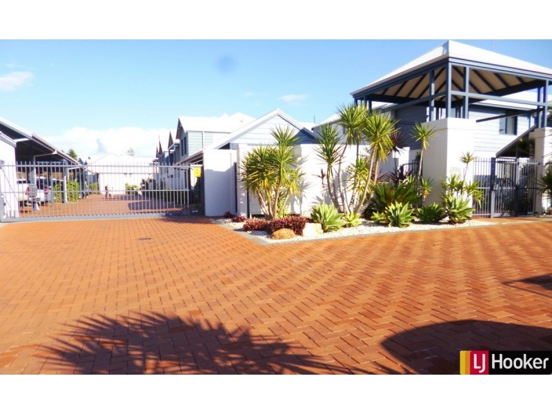 42/206 Mary Street, Halls Head WA 6210