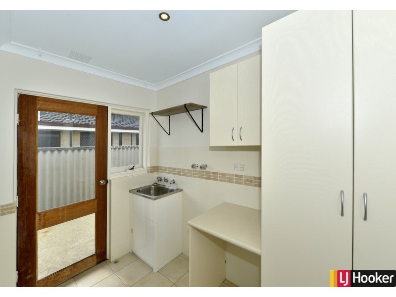 1 McMahon Court, Halls Head WA 6210