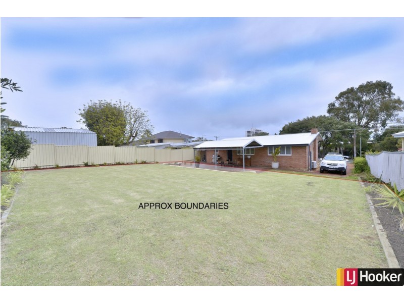 27B Janis Street, Halls Head WA 6210
