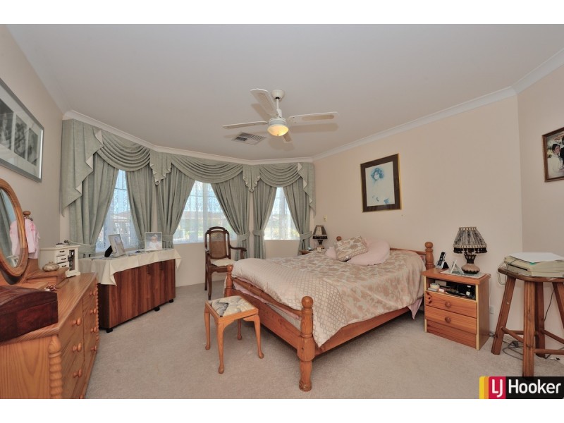 9 Penda Close, Halls Head WA 6210