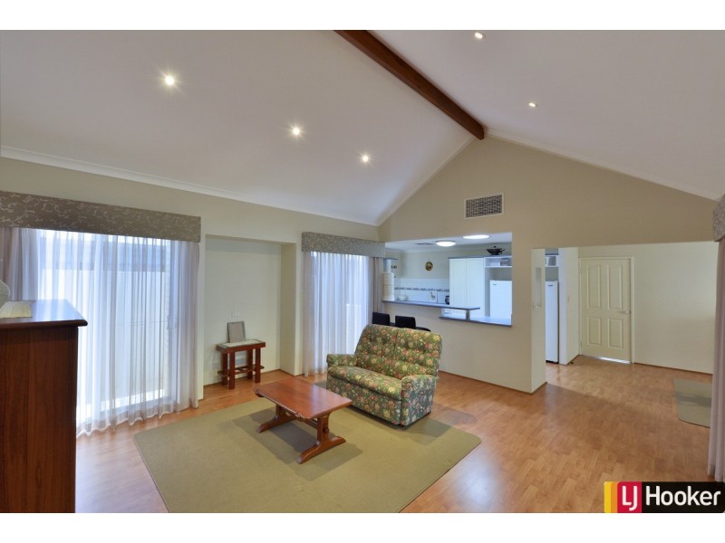 15 Darwin Terrace, Dudley Park WA 6210