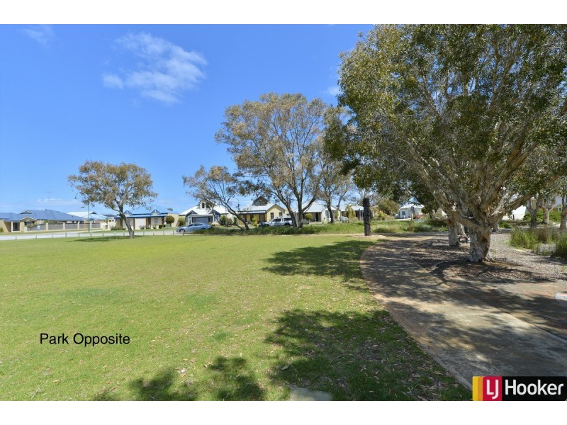 15 Darwin Terrace, Dudley Park WA 6210