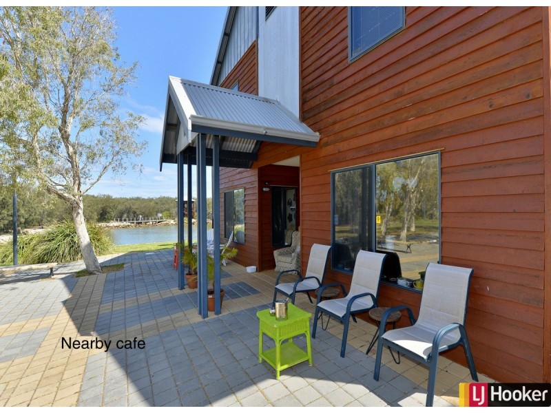 15 Darwin Terrace, Dudley Park WA 6210