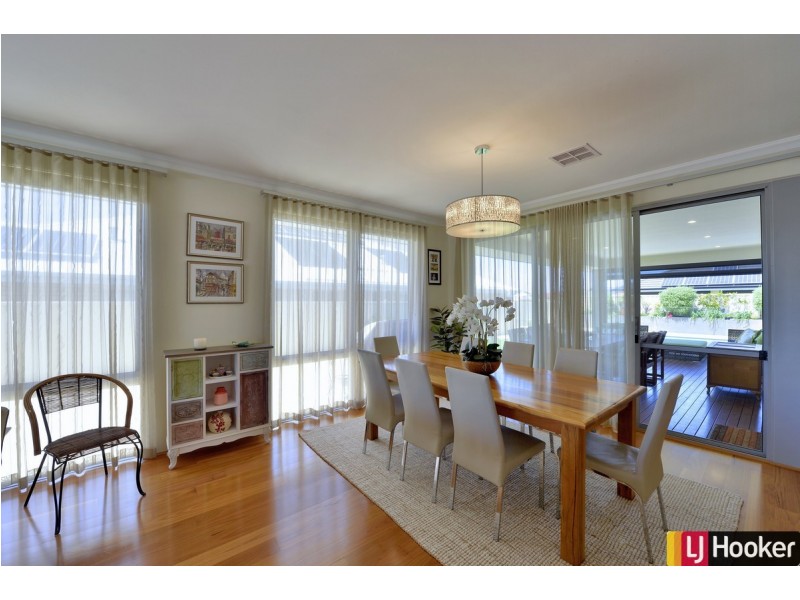 14 Tamar Break, Madora Bay WA 6210