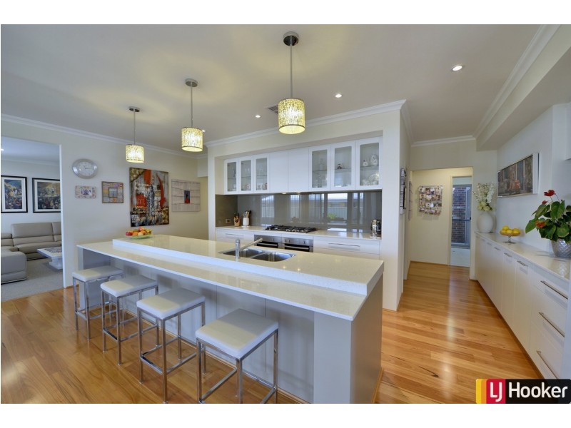 14 Tamar Break, Madora Bay WA 6210