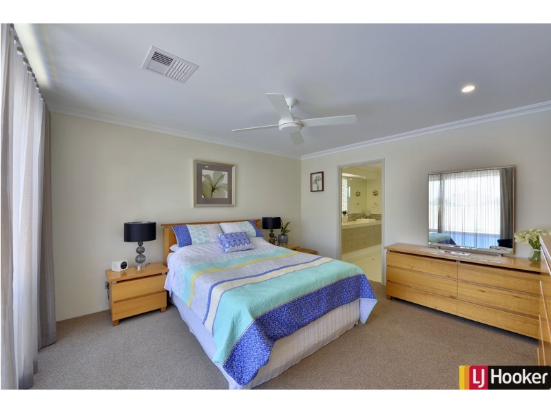 14 Tamar Break, Madora Bay WA 6210