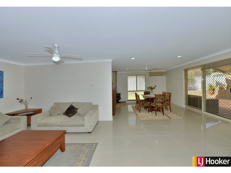 36 Admiralty Crescent, Halls Head WA 6210