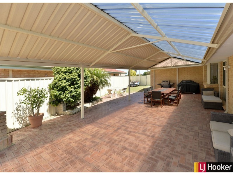 36 Admiralty Crescent, Halls Head WA 6210