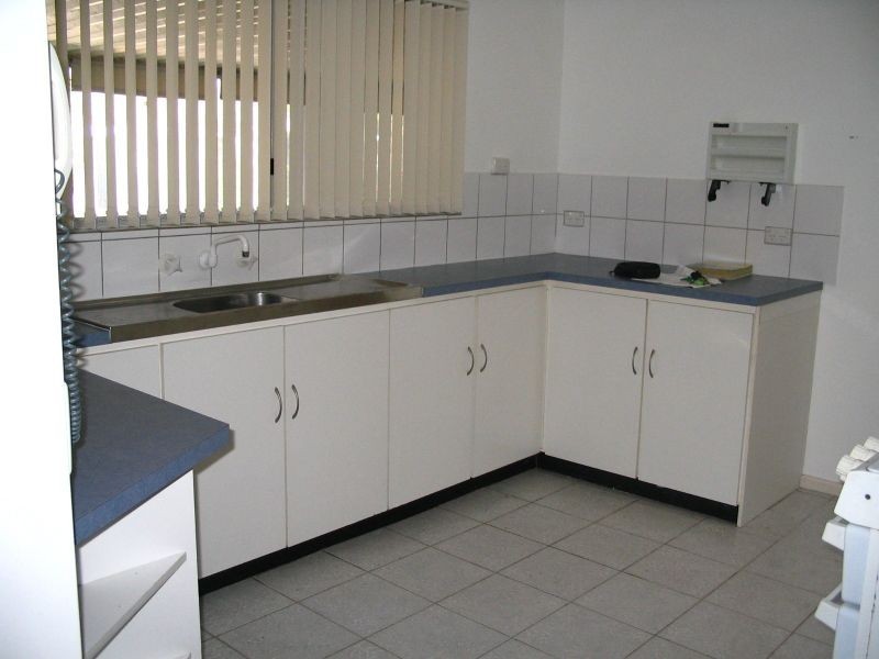 9 Derek Road, Coodanup WA 6210