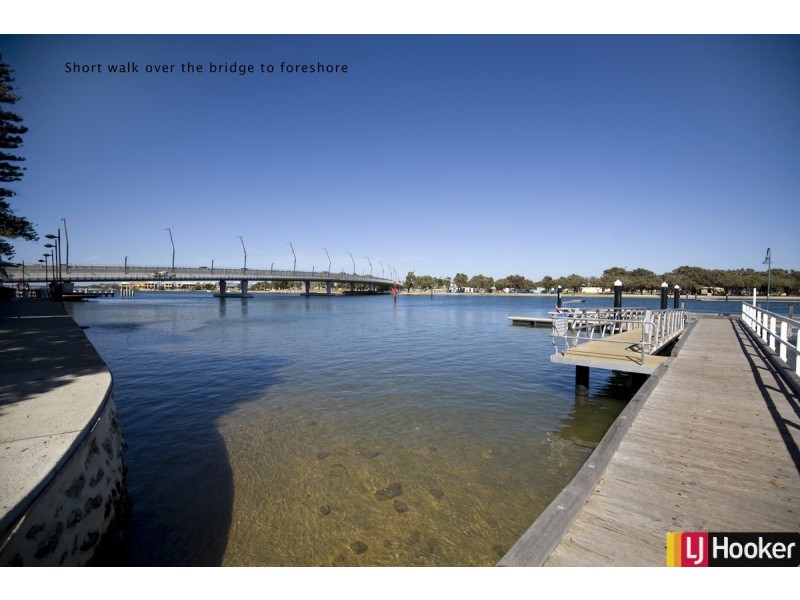 4 Perie Banou Close, Halls Head WA 6210