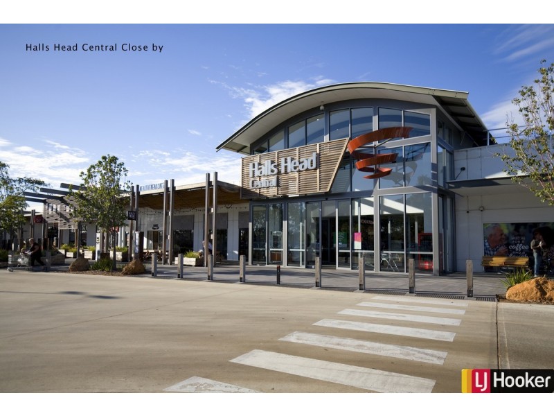 4 Perie Banou Close, Halls Head WA 6210