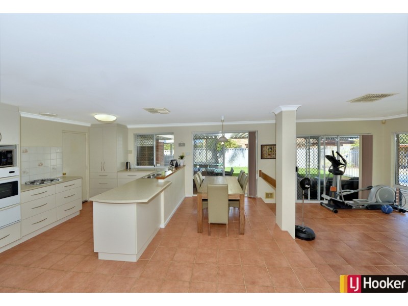 86 Ronsard Drive, San Remo WA 6210