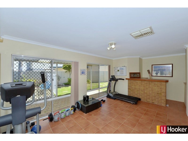 86 Ronsard Drive, San Remo WA 6210