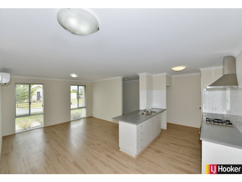 1 Stellaria Avenue, Halls Head WA 6210