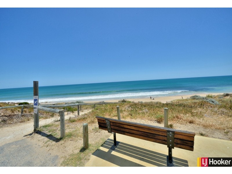 1 Stellaria Avenue, Halls Head WA 6210