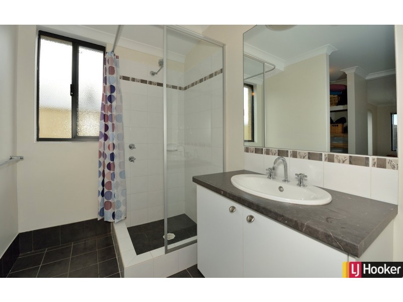 15 Lismore Ridge, Lakelands WA 6180