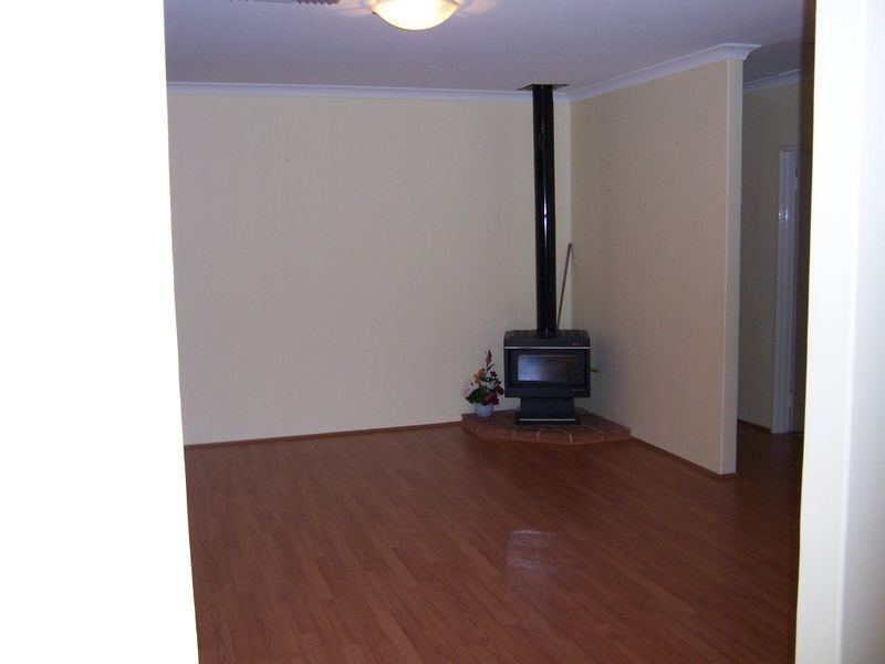 15 Sedgemere Terrace, Erskine WA 6210