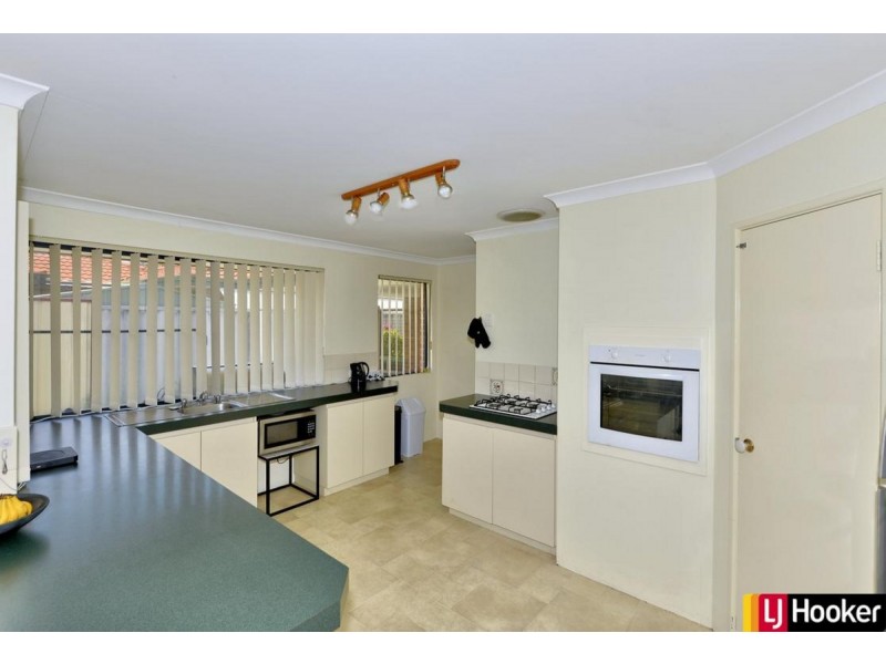 22 Garonne Turn, Port Kennedy WA 6172