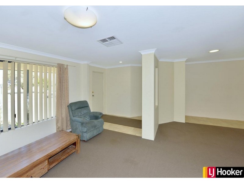 22 Garonne Turn, Port Kennedy WA 6172