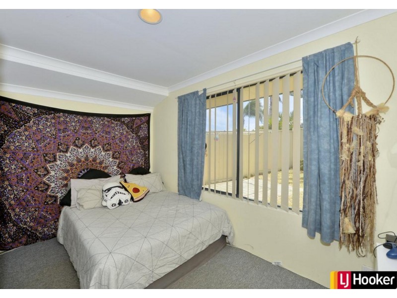 22 Garonne Turn, Port Kennedy WA 6172