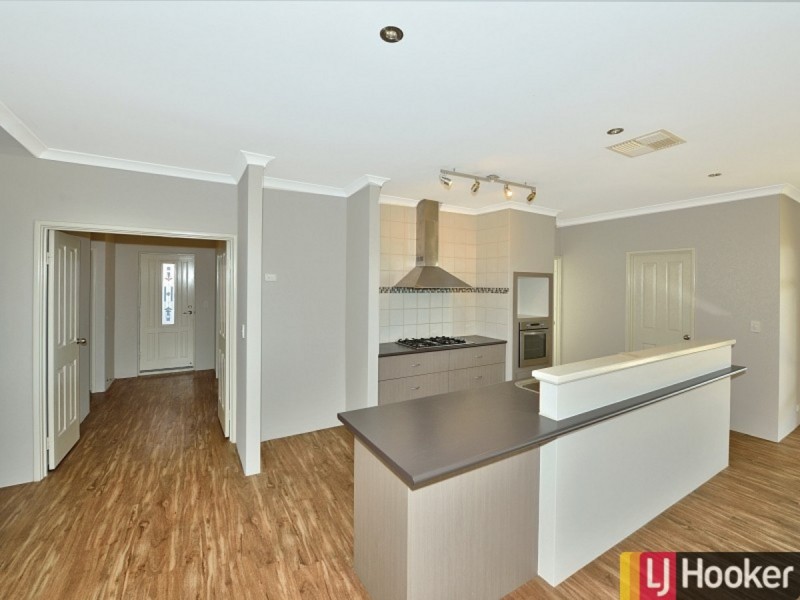 8 Tammin Court, Dawesville WA 6211