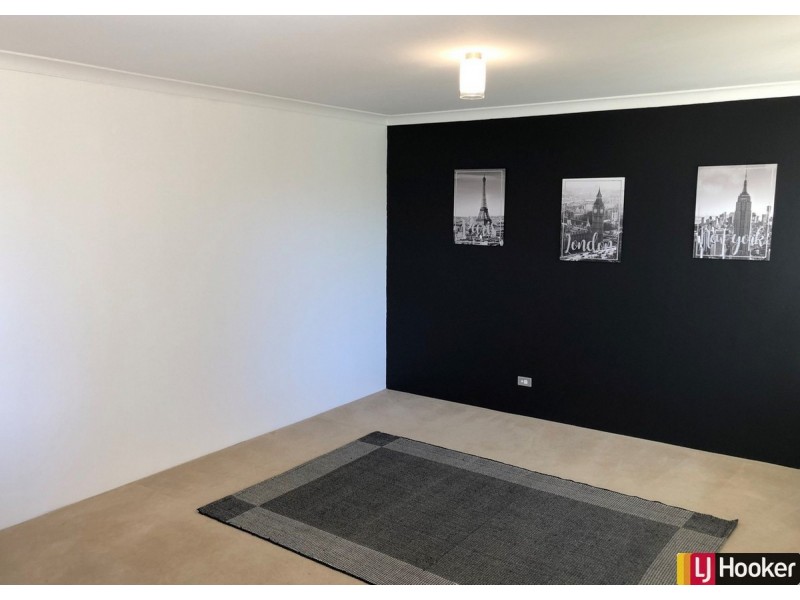 11 Grandmere Parade, Meadow Springs WA 6210