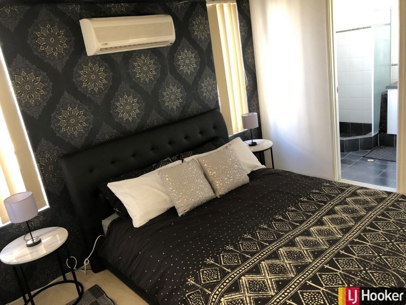 11 Grandmere Parade, Meadow Springs WA 6210