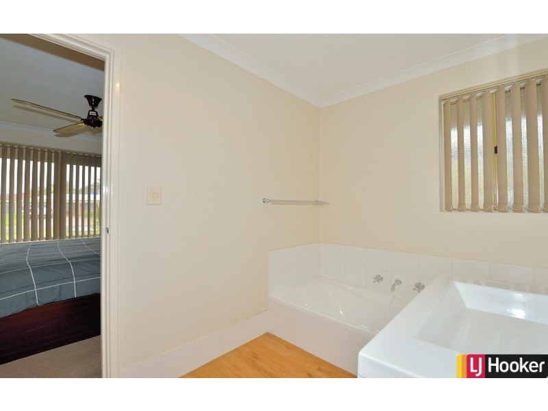 10 Esprit Parkway, Greenfields WA 6210