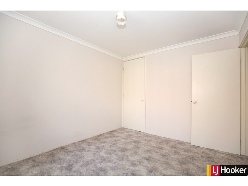 24 Kingfisher Drive, Halls Head WA 6210