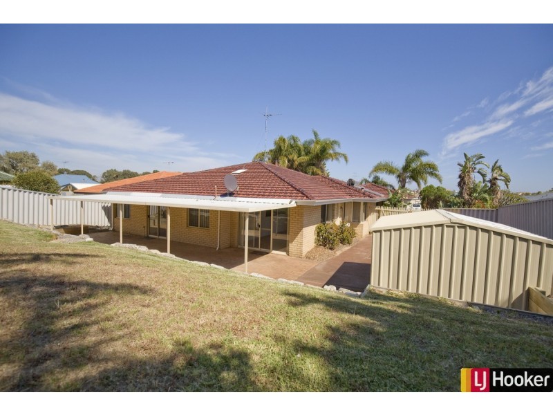 24 Kingfisher Drive, Halls Head WA 6210