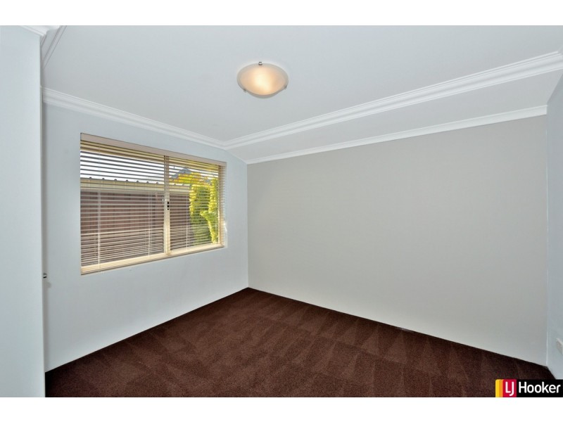 40 Chatsworth Drive, Erskine WA 6210