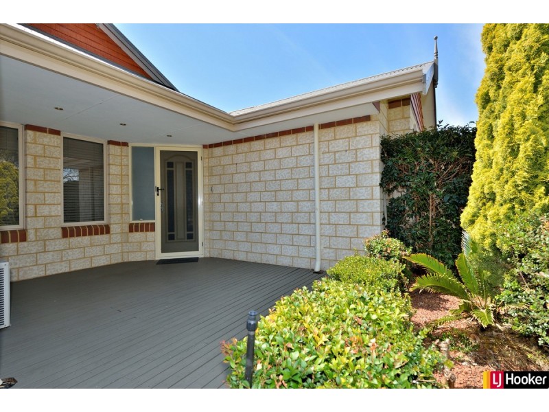 40 Chatsworth Drive, Erskine WA 6210