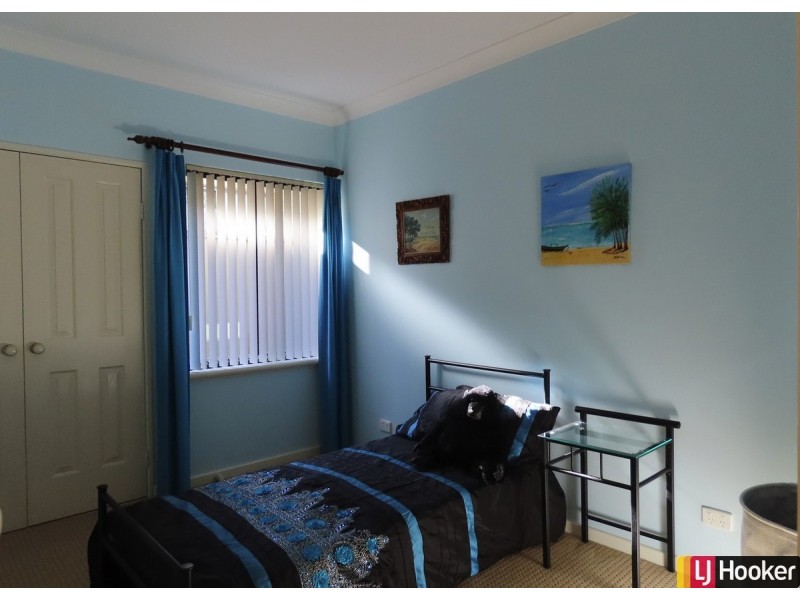 33A Leslie Street, Dudley Park WA 6210