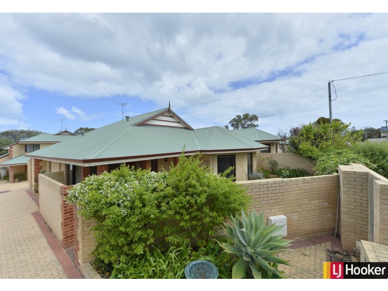 33A Leslie Street, Dudley Park WA 6210
