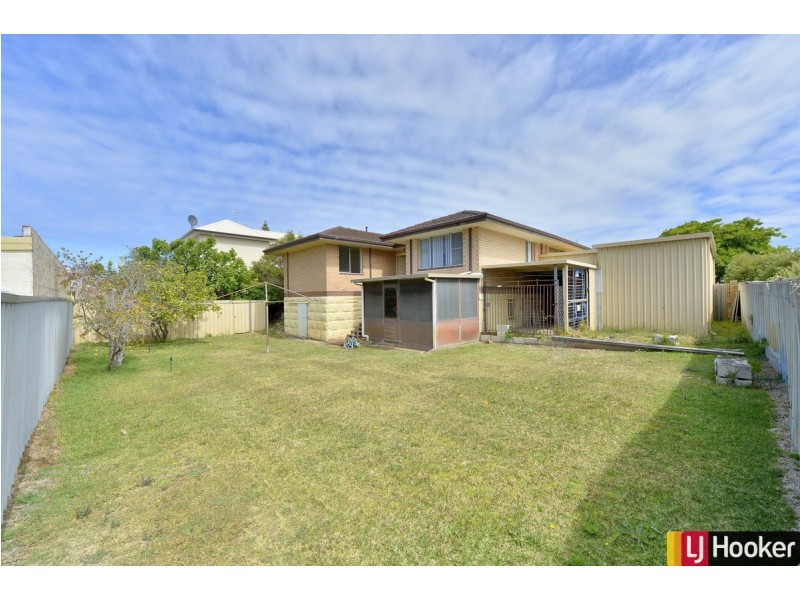 27 George Street, Rockingham WA 6168