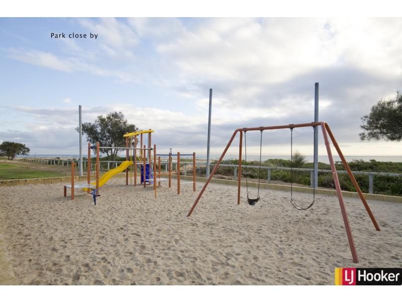 5/24 Halls Head Parade, Halls Head WA 6210