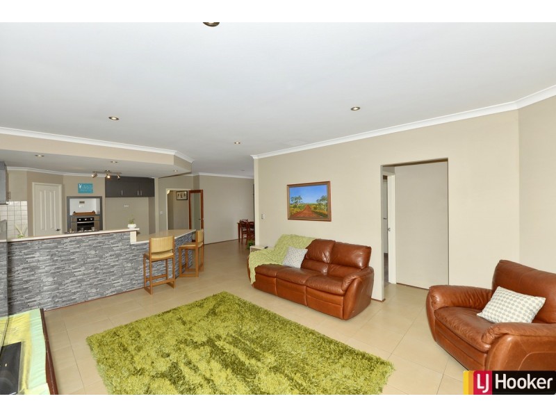 12 Eliza Pass, Madora Bay WA 6210