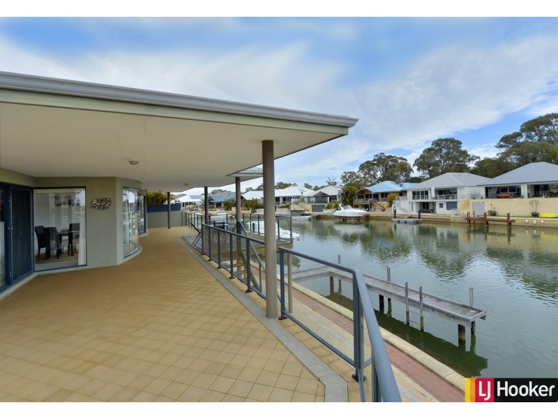 7 Ragamuffin Point, Halls Head WA 6210