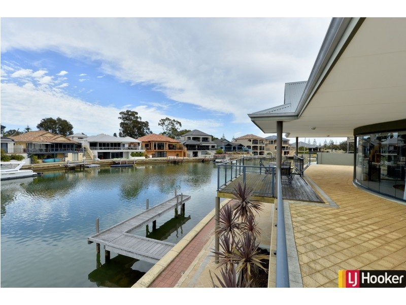 7 Ragamuffin Point, Halls Head WA 6210