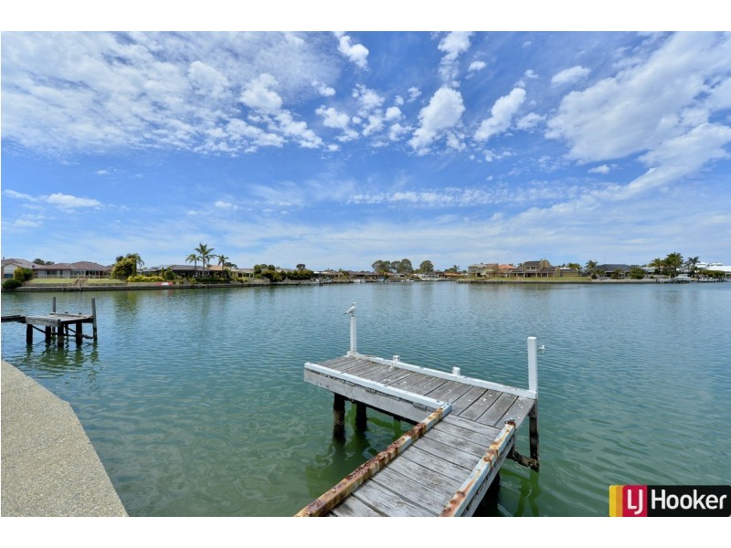 83 Waterside Drive, Dudley Park WA 6210