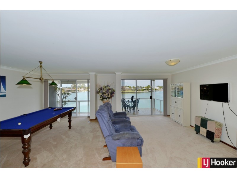 83 Waterside Drive, Dudley Park WA 6210